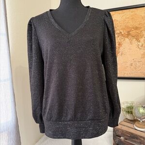 Inc v-neck black top